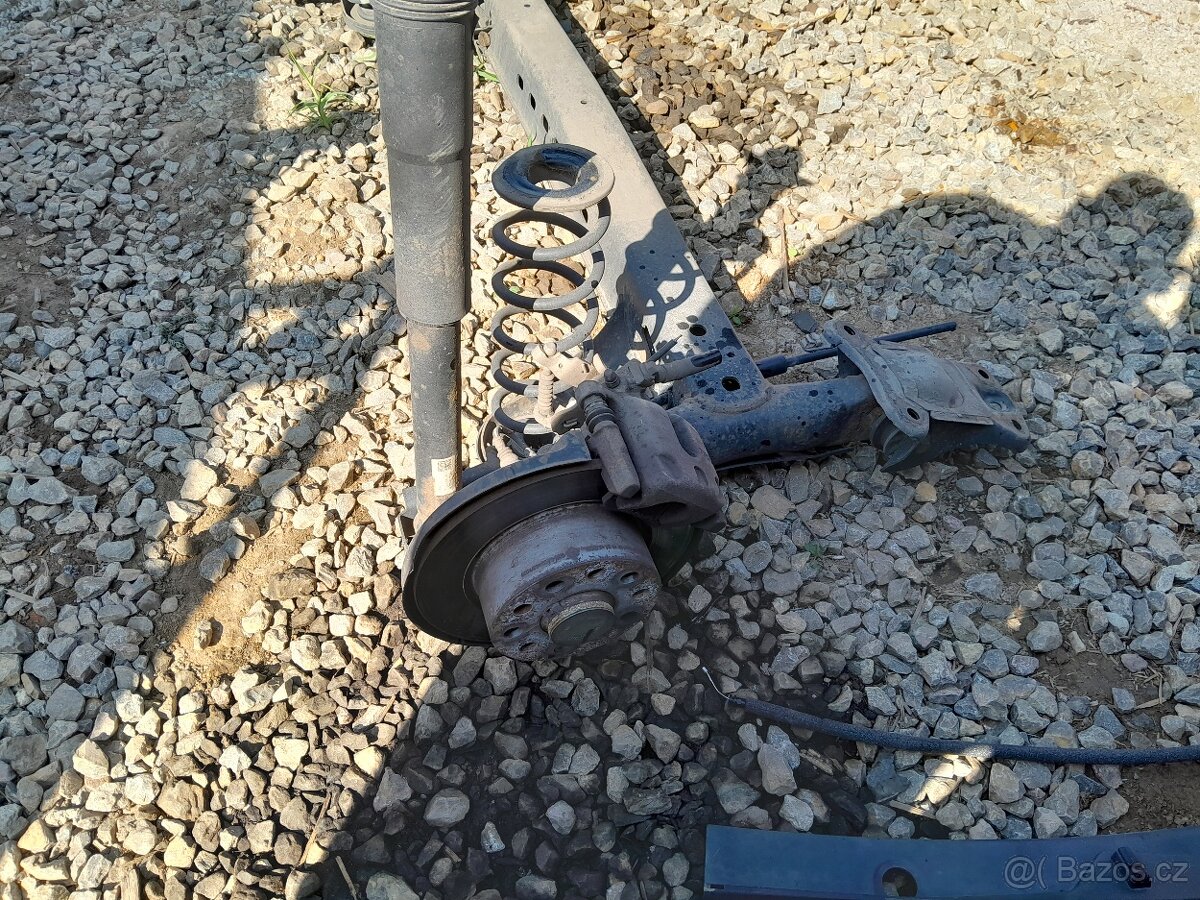 Zadní náprava Octavia 3 combi lift - 2