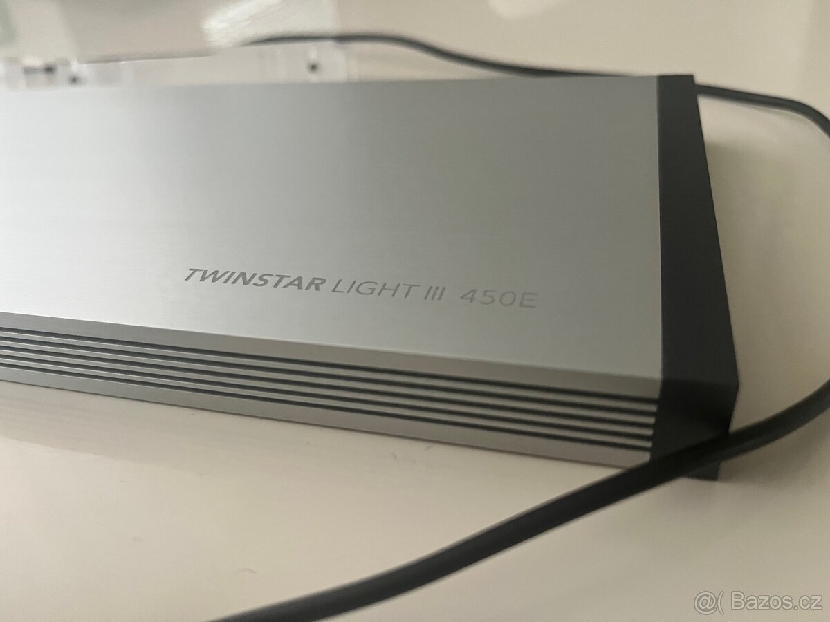 Akvaristické led světlo TWINSTAR LIGHT III 450E - 2