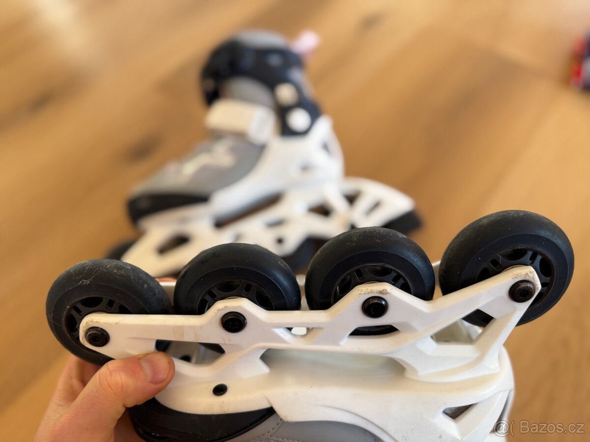 Dětské inline brusle - holčičí, velikost 29–32, TOP stav - 2