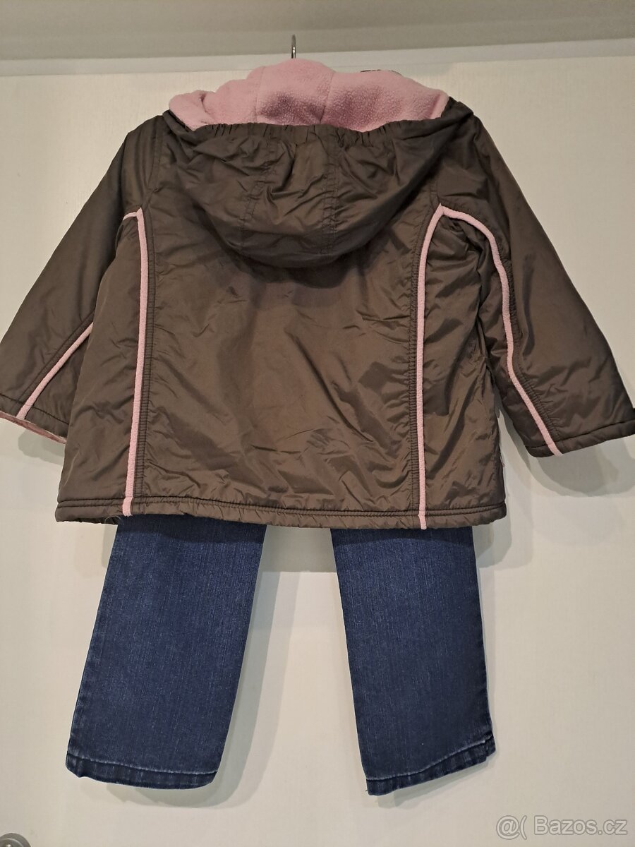 Zimní bunda s kapucí a rifle vel. 104 věk 3-4 roky - 2