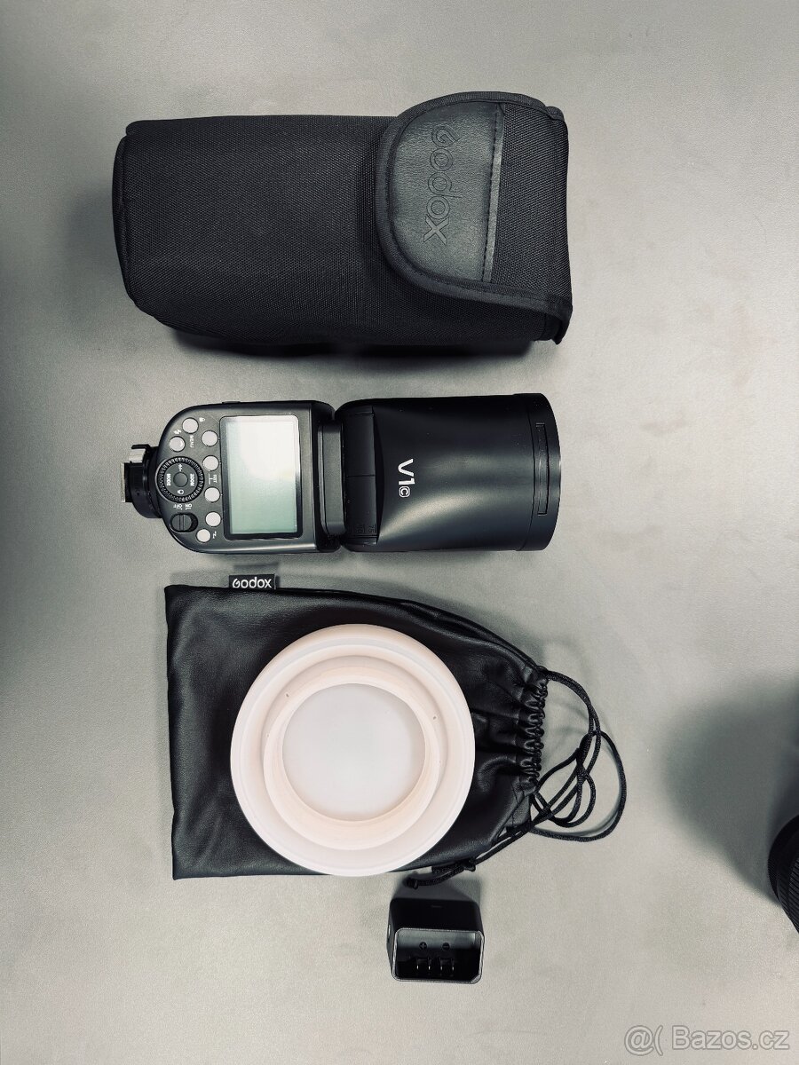 Godox V1C (Canon) + silikonový softbox Godox AK-R22 - 2