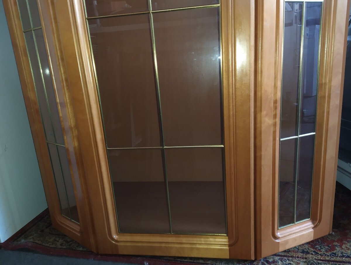 Rustikální vitrína - 2