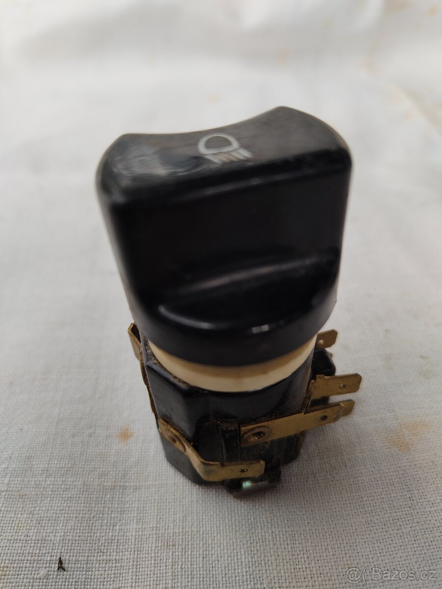 Přepínač světel Škoda 105,120. - 2