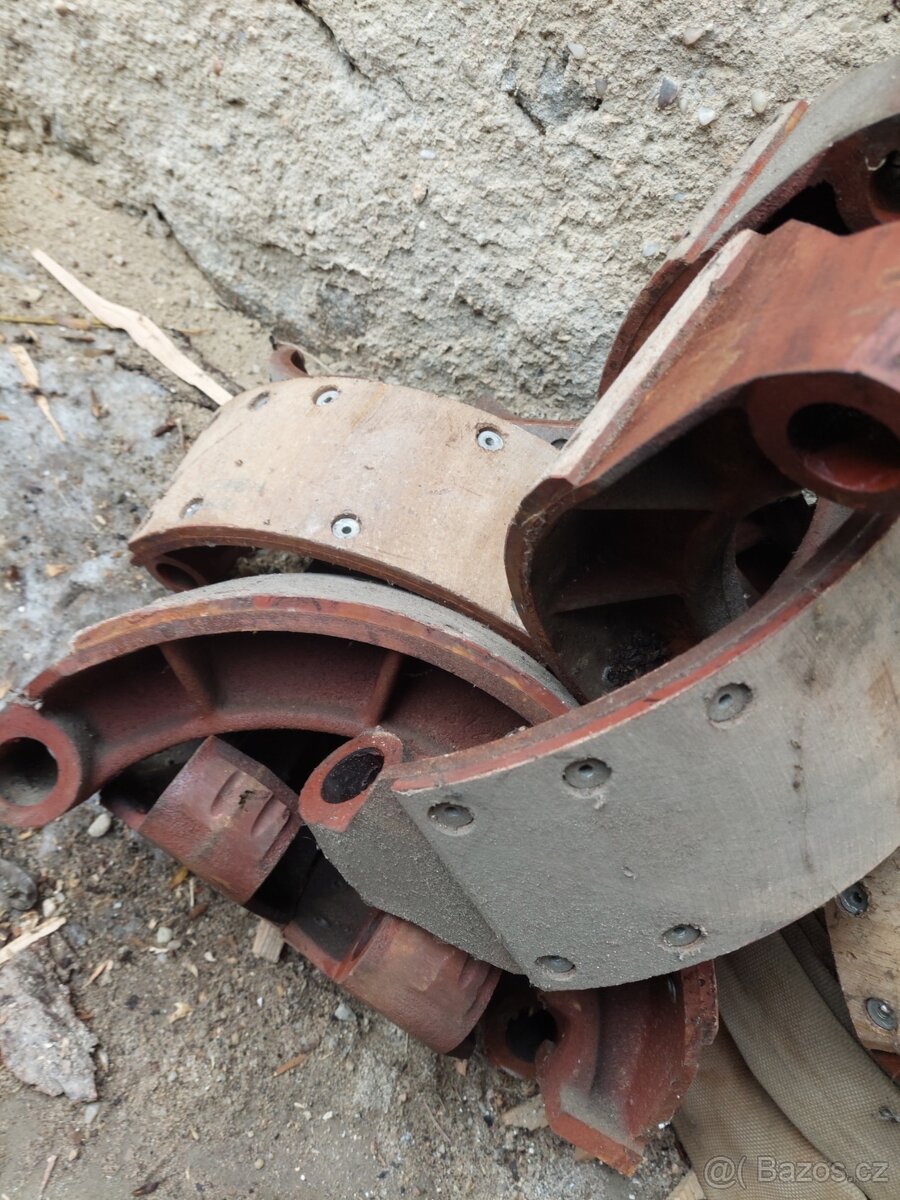 Brzdove pakny liaz - 2