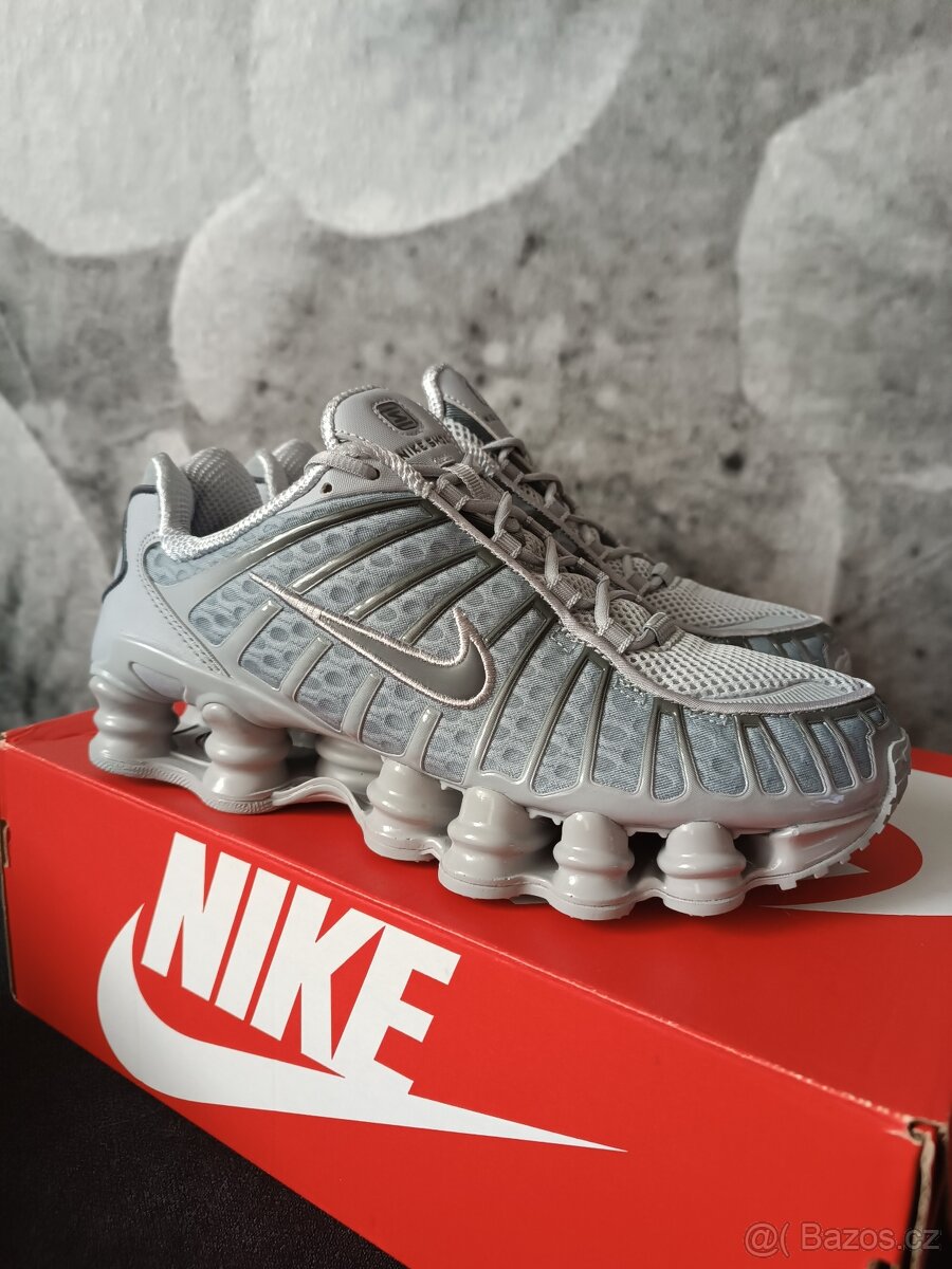 Shox tenisky Nike vel.40,5 - 2