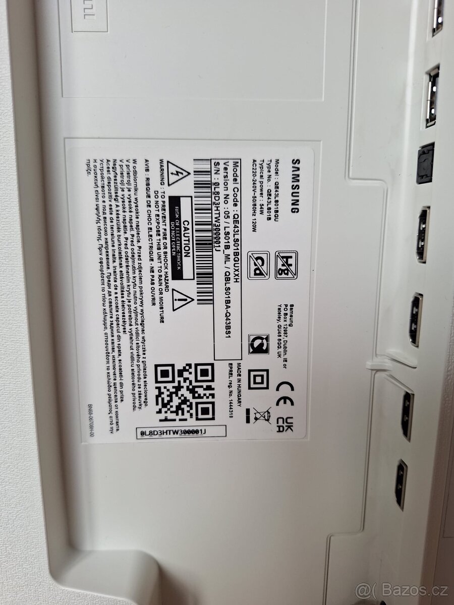 Samsung the Serif - 2