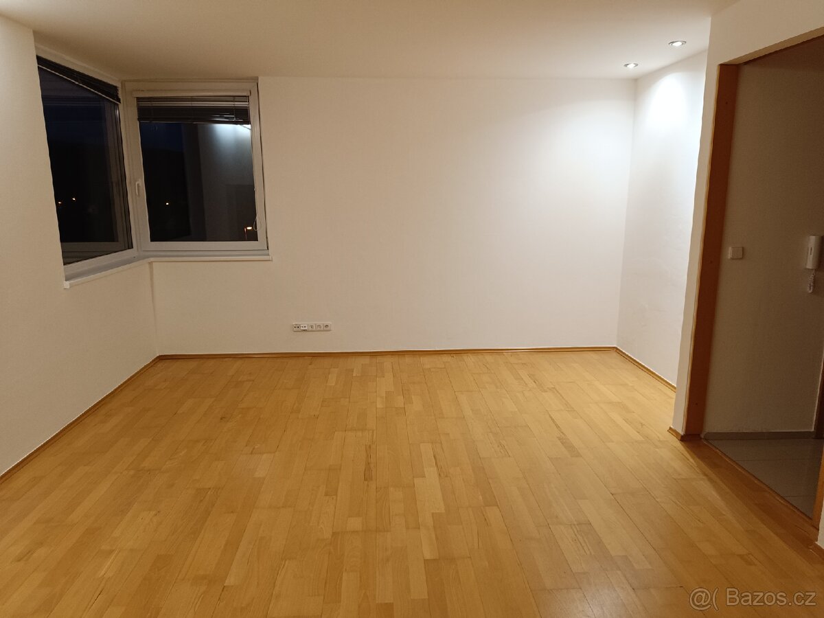 Pronájem bytu Kroměříž - 2