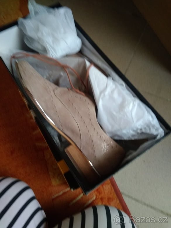 Polobotky - levně - 2