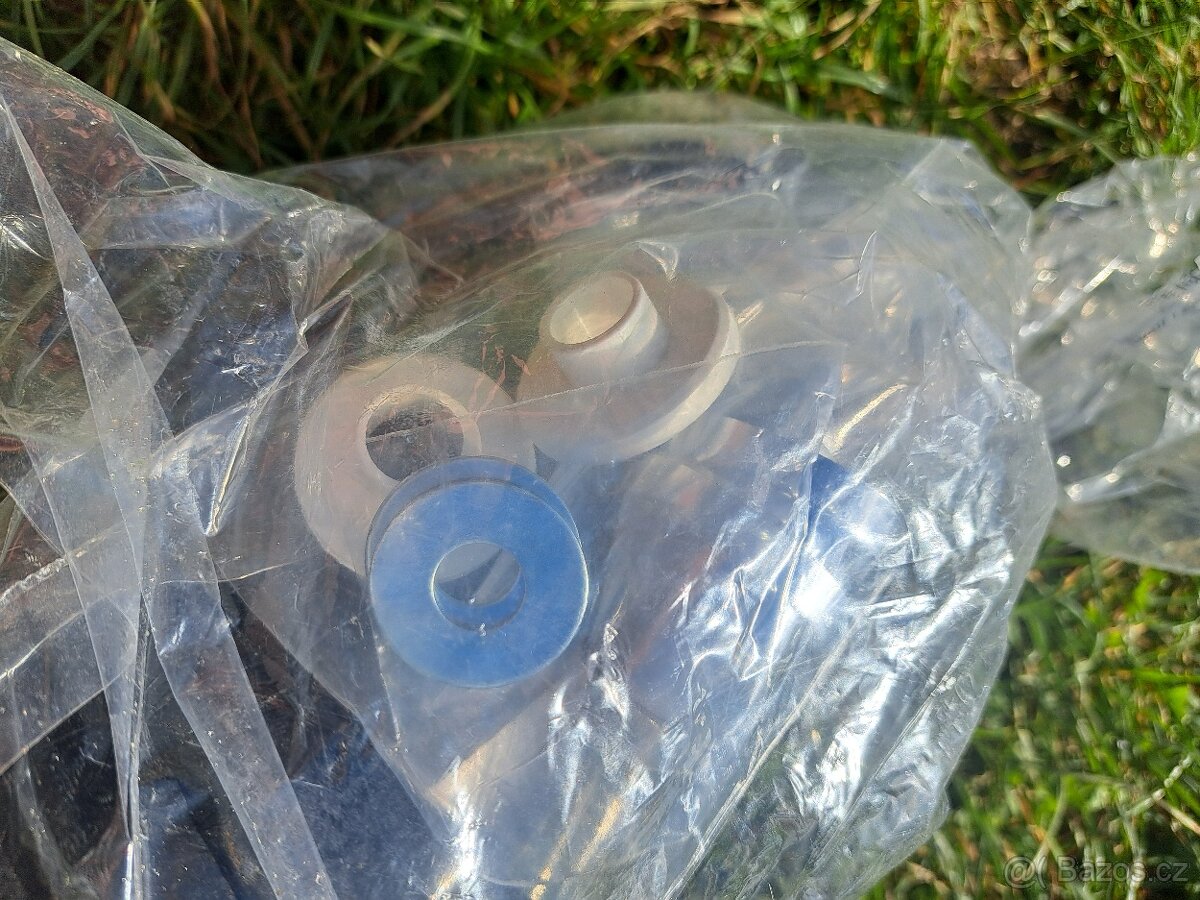 Propojovací sada k WC - 2