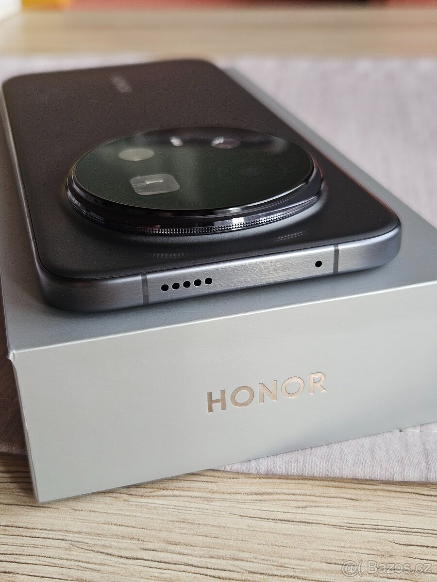 Honor Magic 8 Pro 5G 12/512GB černý - 2