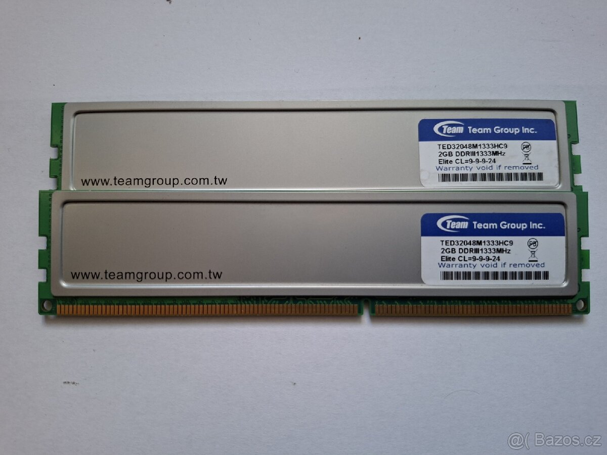 2× RAM 2gb DDRIII - 2