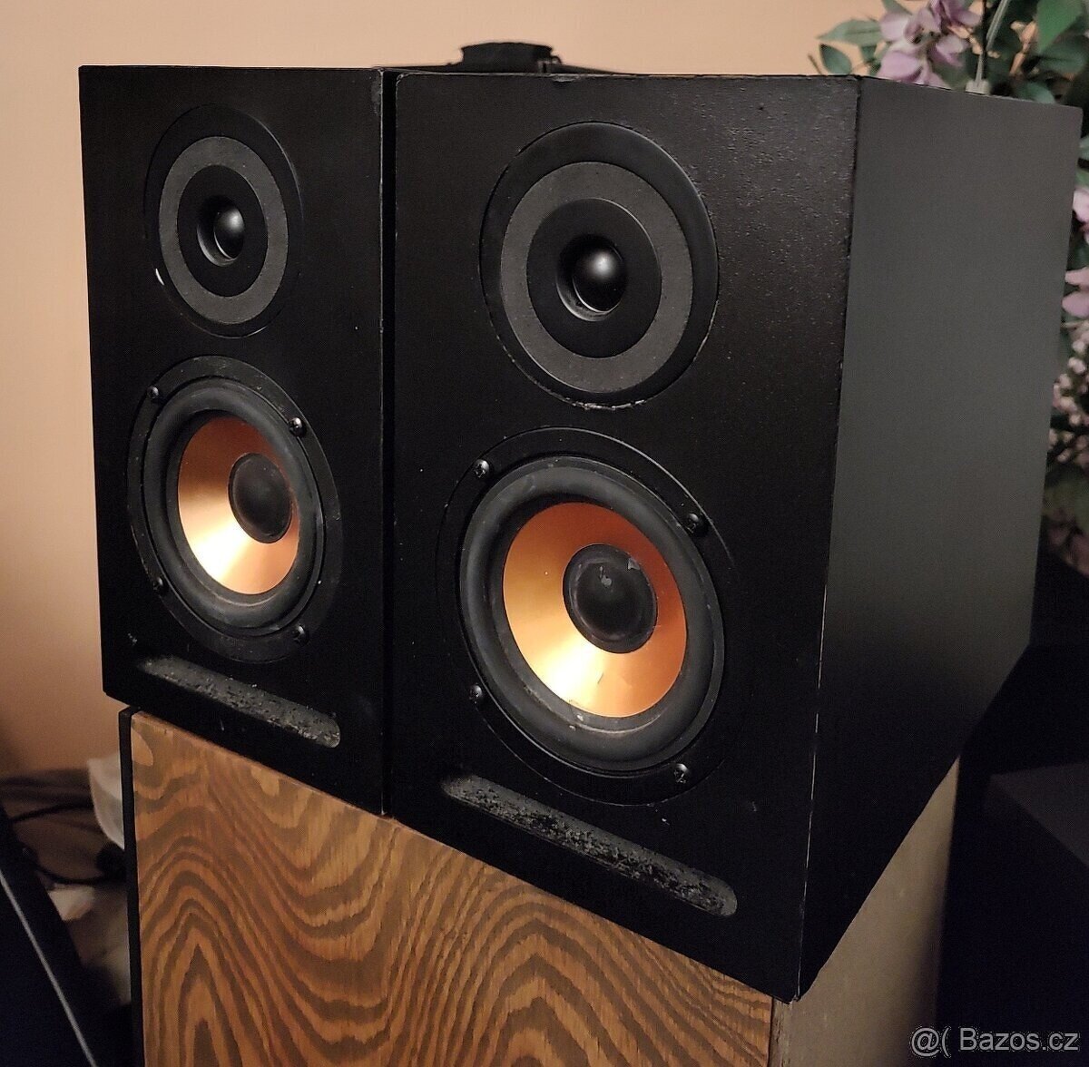 ZV240 odlazeny projekt , monitory - 2