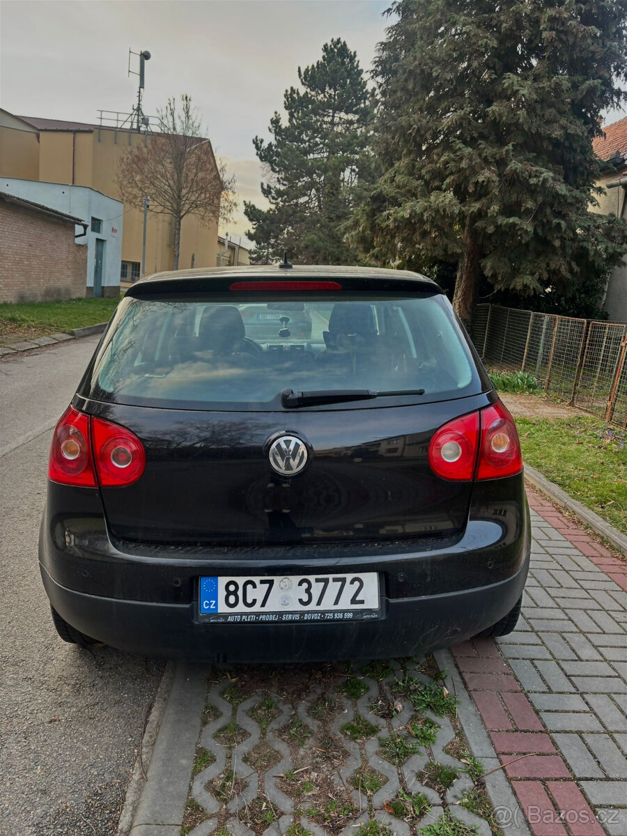 Volkswagen Golf 5 - 2