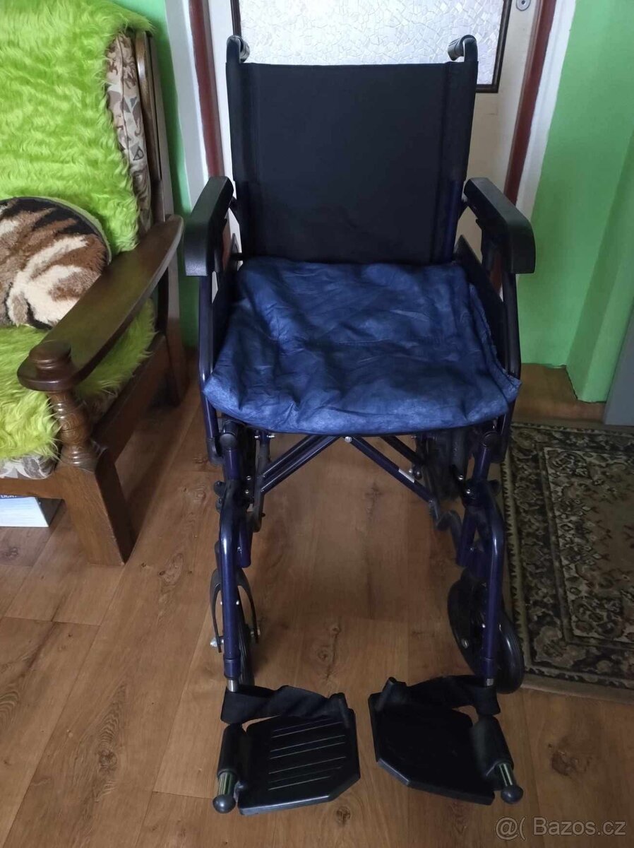 Invalidní vozík - 2