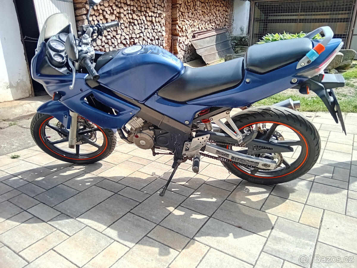 Honda CBR 125R - 2
