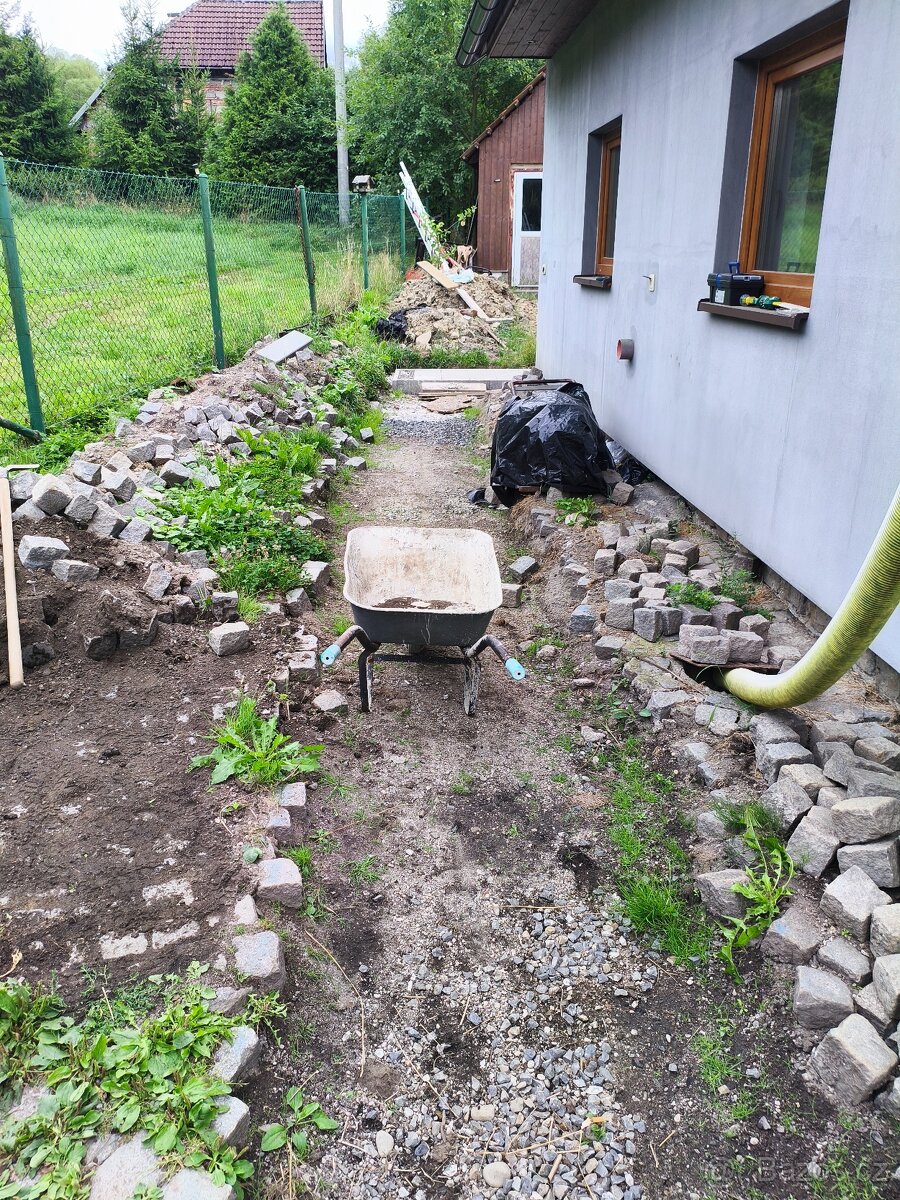 Žulová dlažební kostka - 2