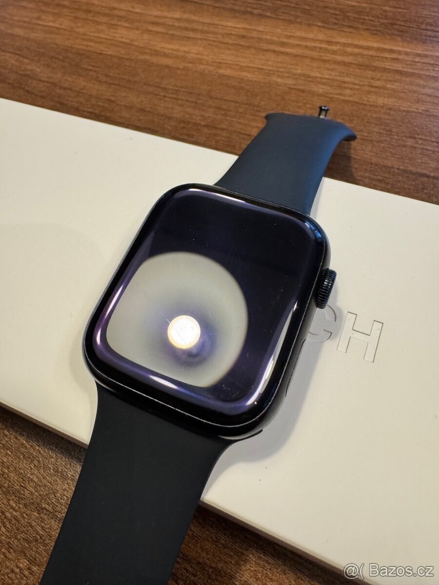 Apple Watch Series 8 45mm - 2