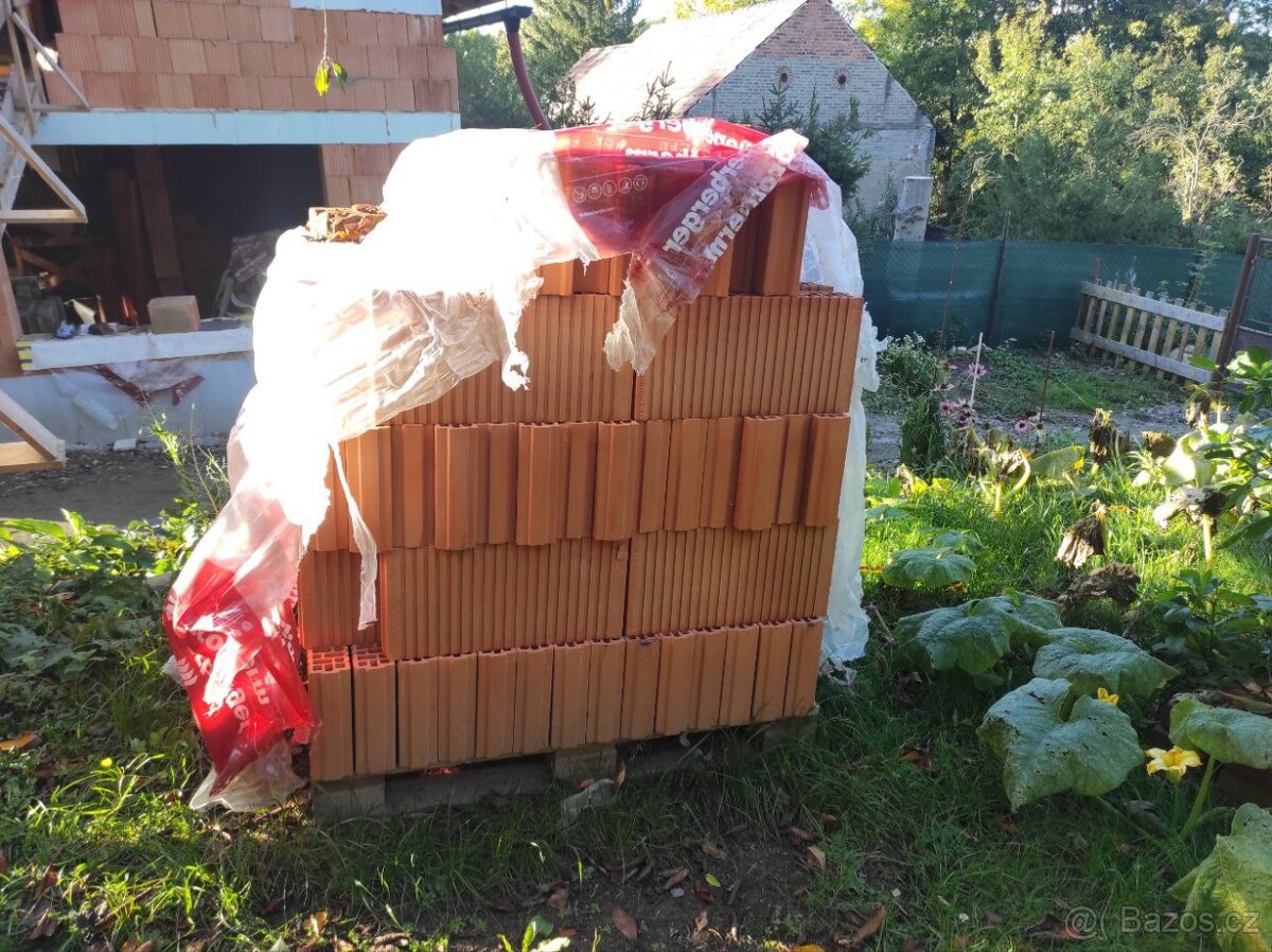 Cihly, věncovka / příčkovka broušená profi Porotherm VT8/25 - 2