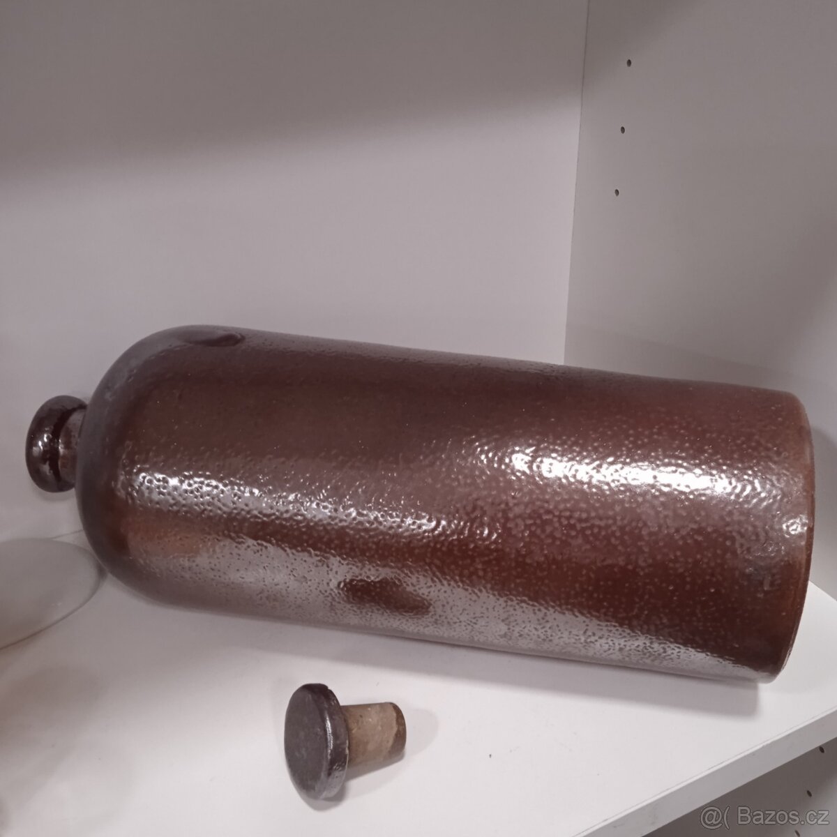 STAROŽITNÁ LÁHEV NA MINERÁLKU - 2