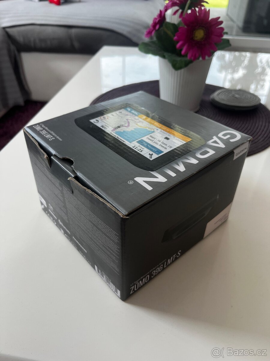 Motocyklová navigace Garmin Zumo 396 LMT-S - 2
