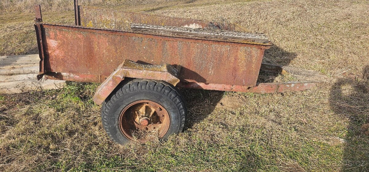 Vlečka za traktor - 2