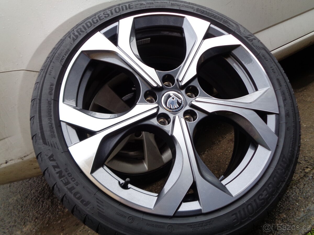škoda Octavia IV 19 alu kola 5x112 nové - 2