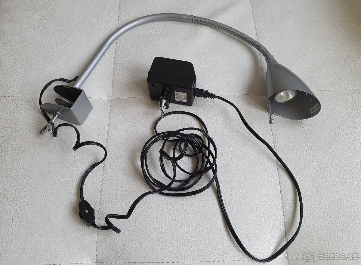 Lampička, teplá barva světla. Kabel 2 metry - 2