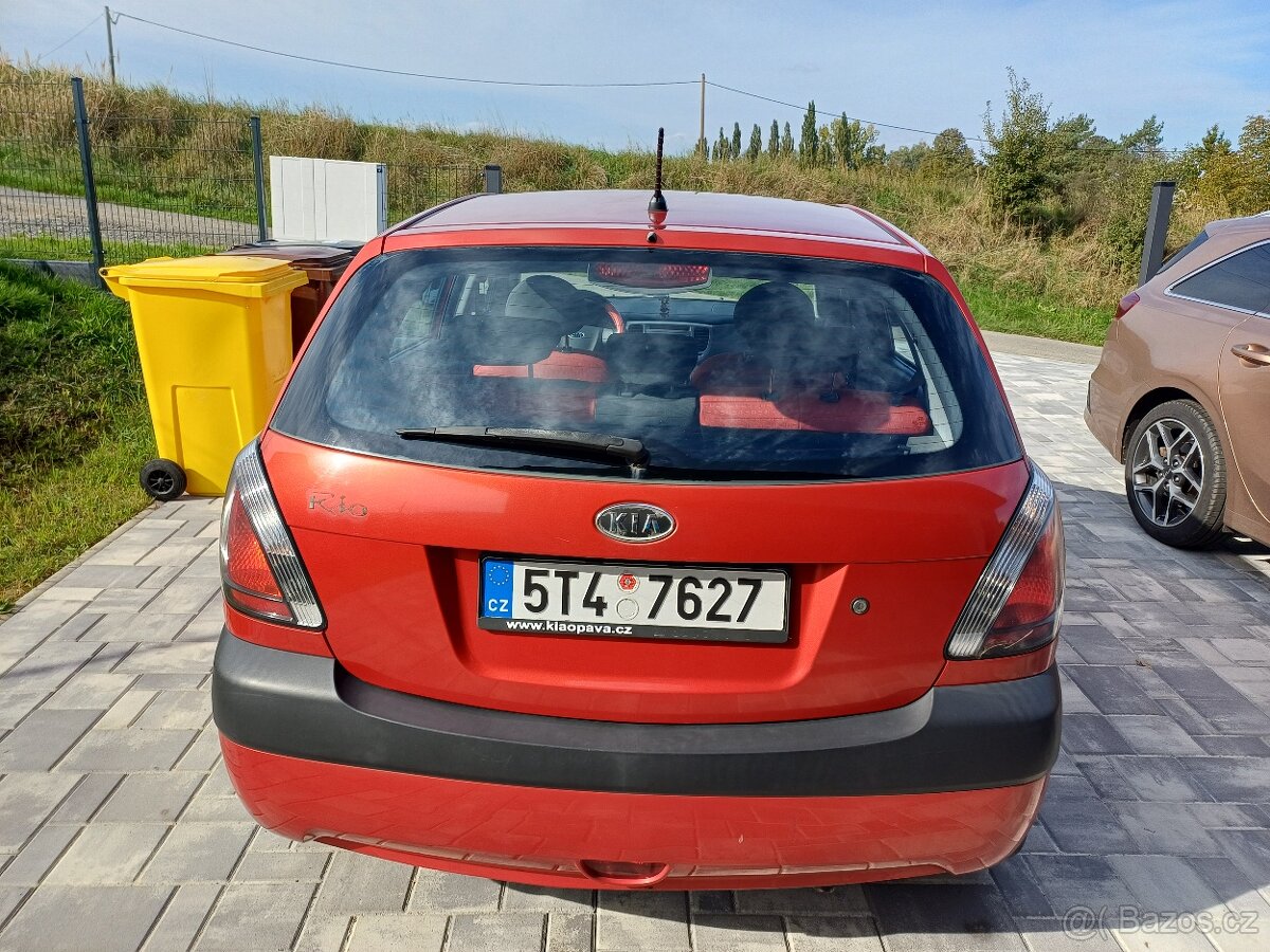 Kia rio, Prvni majitel, klima,plus sada litych kol - 2