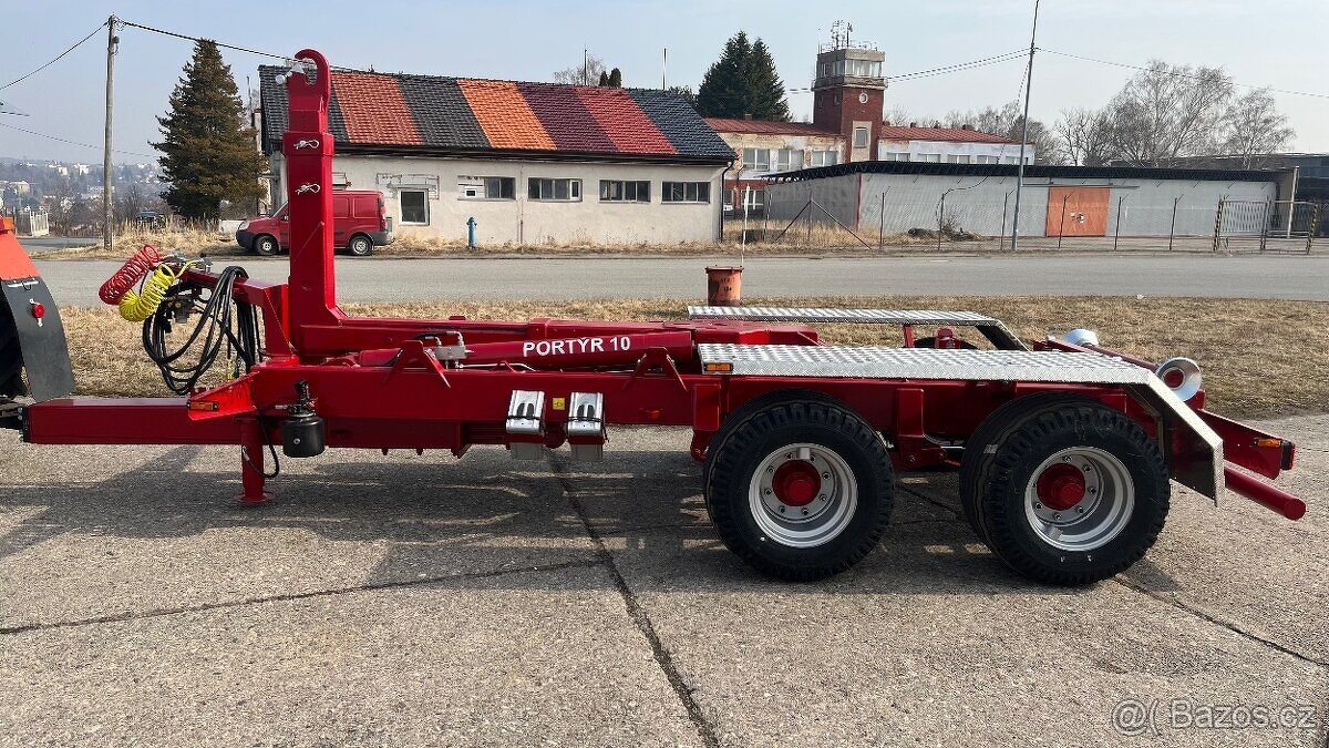 Prodáme nosič kontejnerů PORTÝR 14.10 - 2
