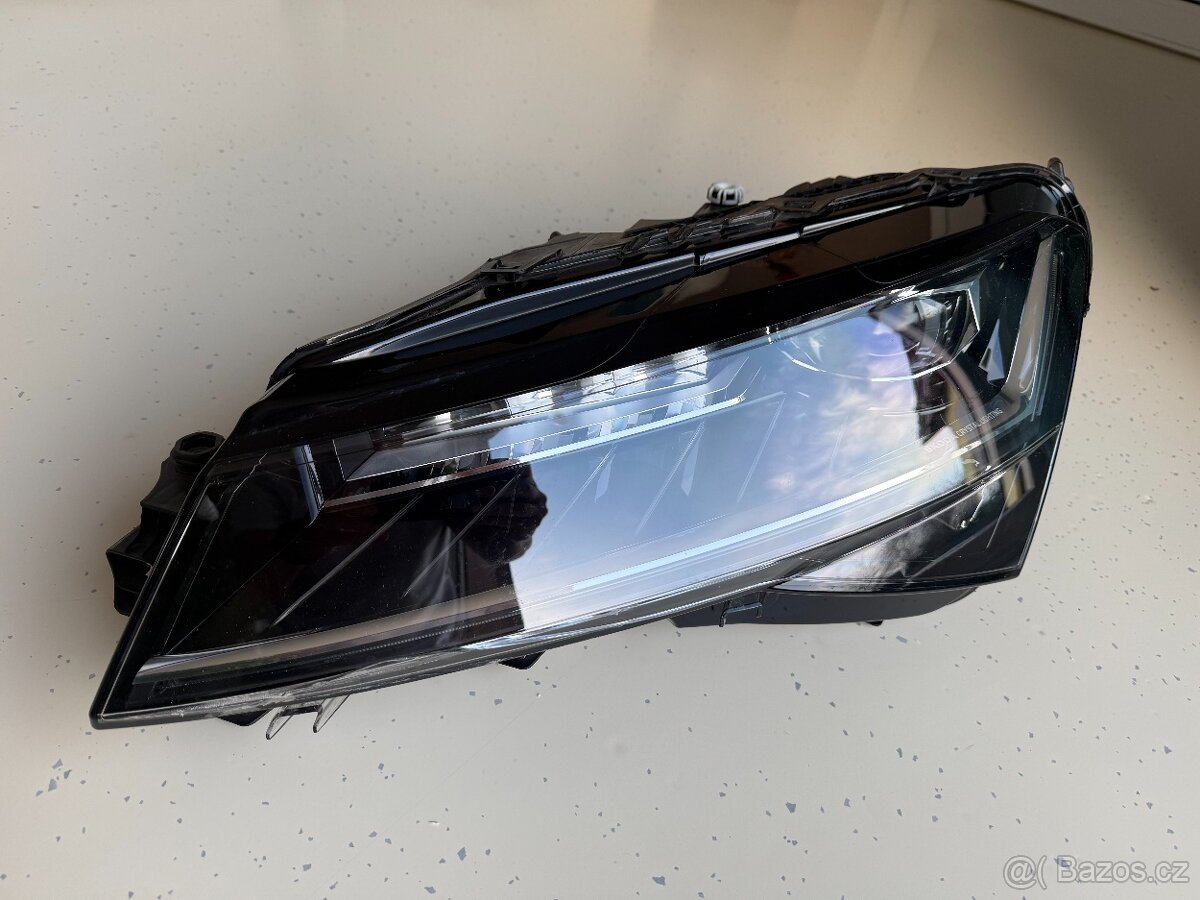 Original FULL LED Matrix přední světlomet pro Škoda - 2