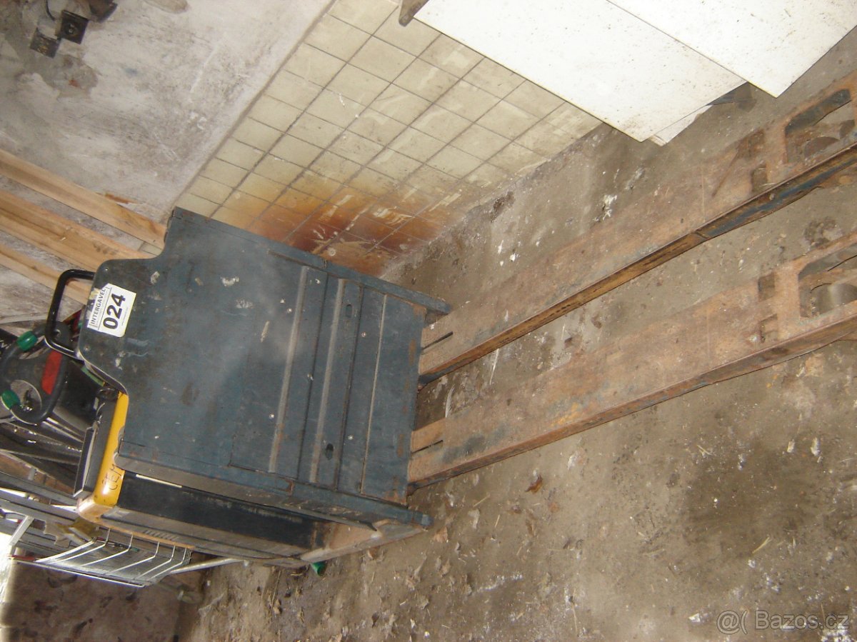 Ele. paletový Jungheinrich dvoják - 2