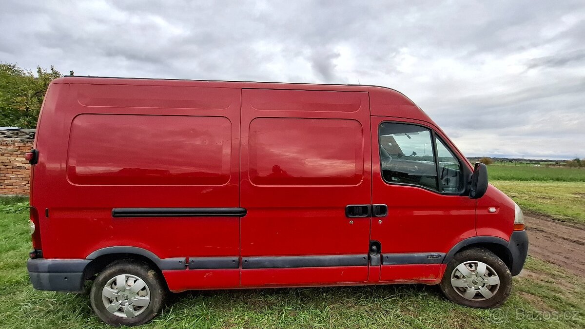 Obytná dodávka Renault Master - 2
