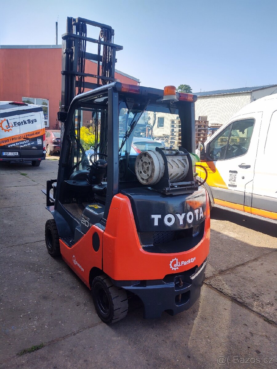 VZV Toyota nosnost 2t.lpg - 2