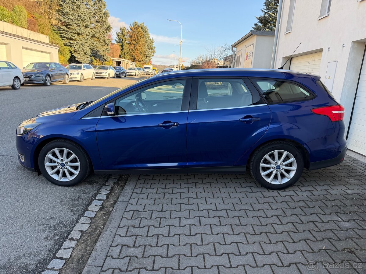 Ford focus 1.5tdci, ČR, výbava - 2