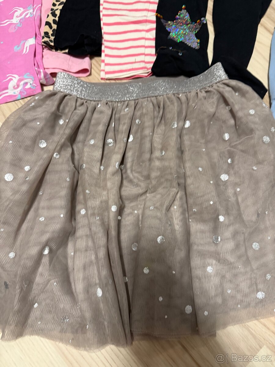 Směs oblečení velikost 122/125 - 2