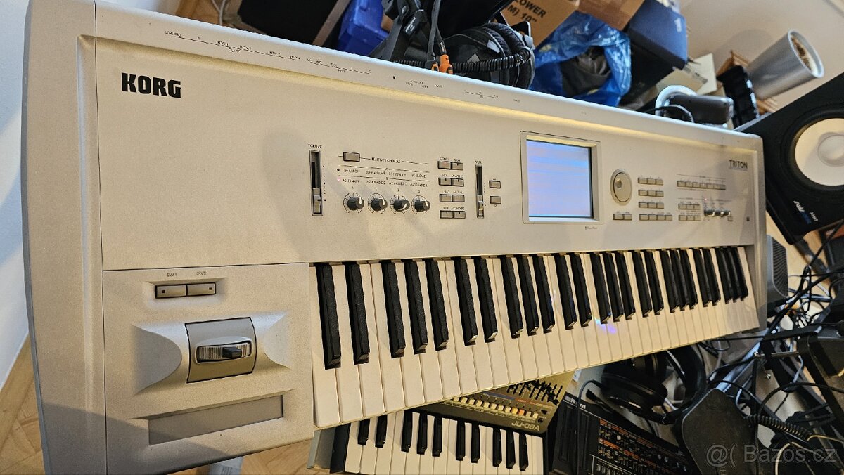 Korg Triton - 2