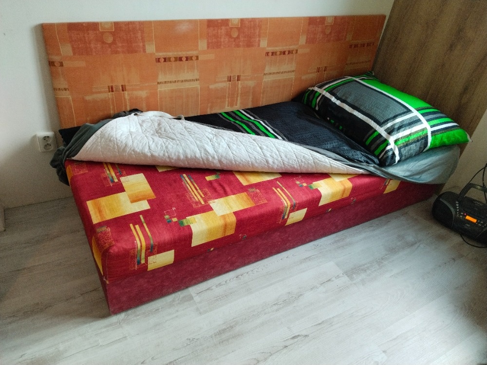 Čalouněné postele - 2