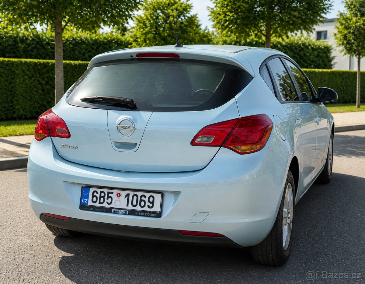 Opel Astra 1.4 - 2