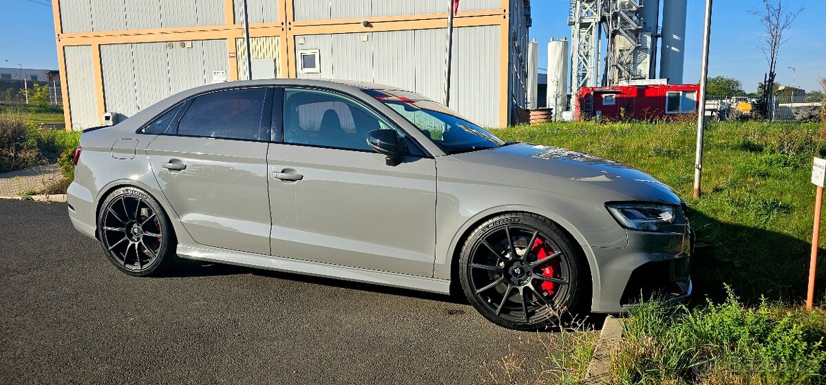 RS3 8V 2.5 TFSI - 2