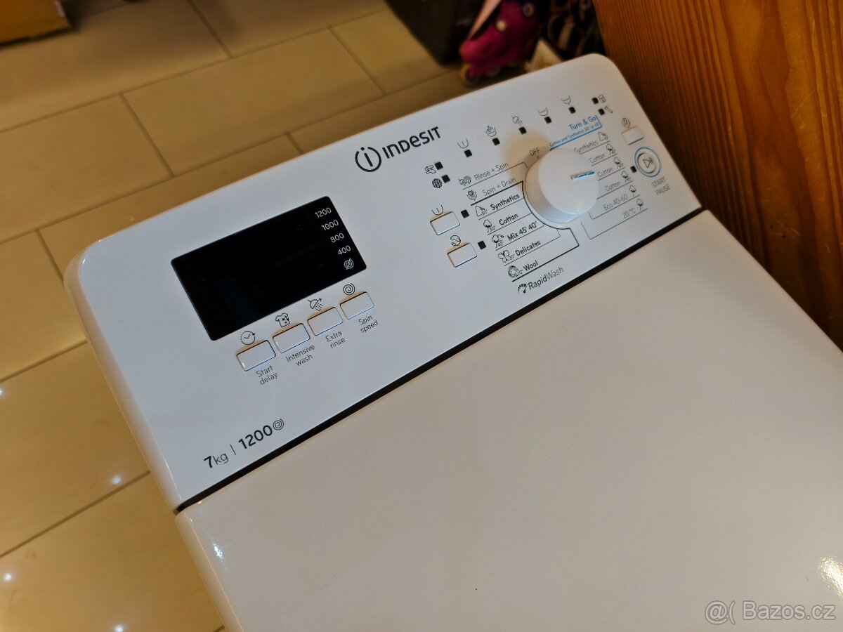 Zánovní pračka Idesit 7 kg - 2