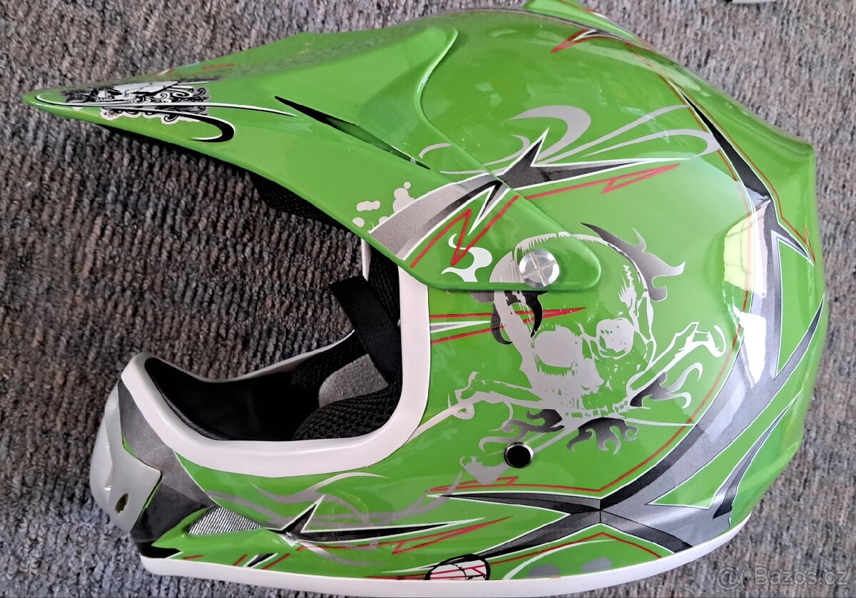 Dětské chrániče +helma - 2