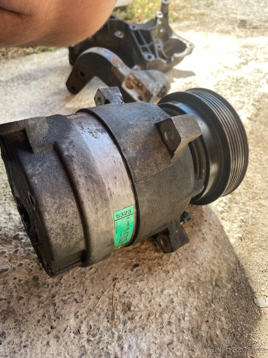 Kompresor klimatizace Tigra - 2