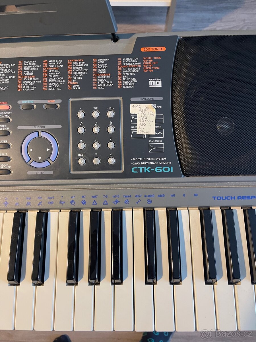 Casio CTK60l - 2