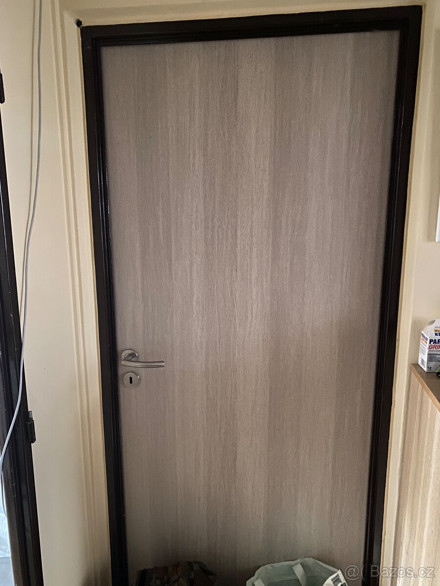Prodám dveře dub sononoma - 2