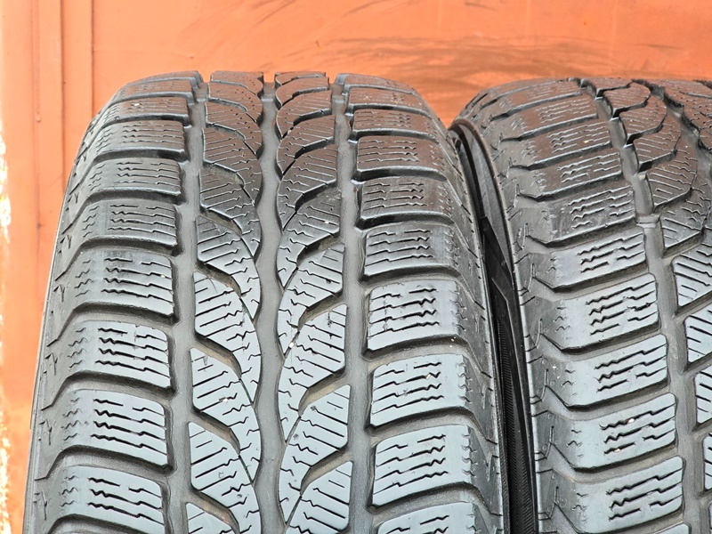 Zimní Uniroyal 205/55/16 - 2