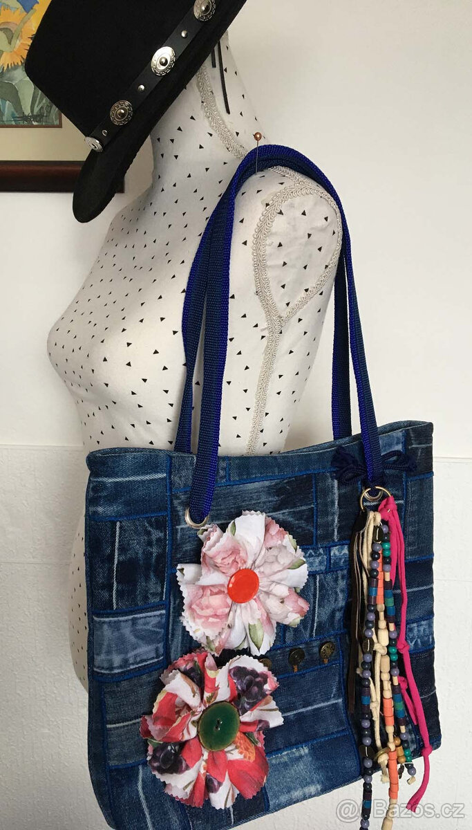 OBR květy - jeans - přívěsek - 2