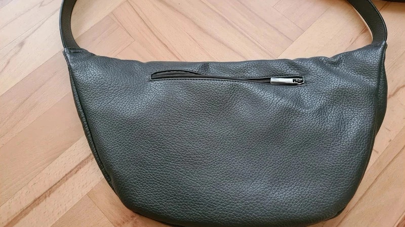 Velká kabelka ledvinka - 2