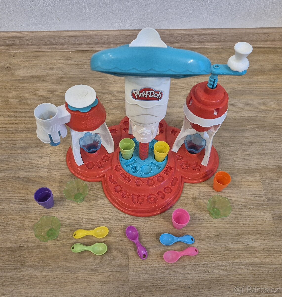 Play Doh výrobník zmrzliny - 2