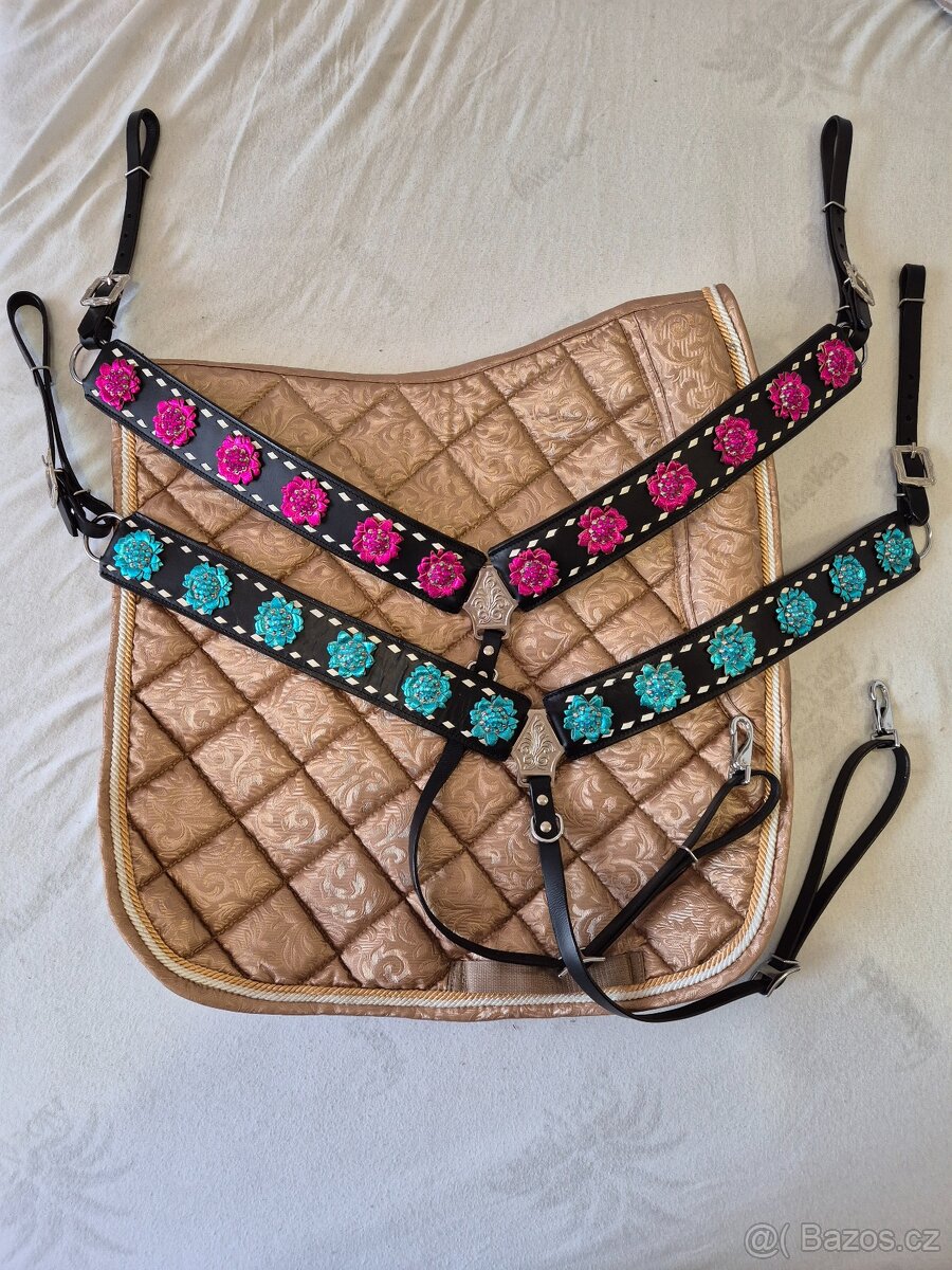 Krásné zdobené kožené poprsníky - 2