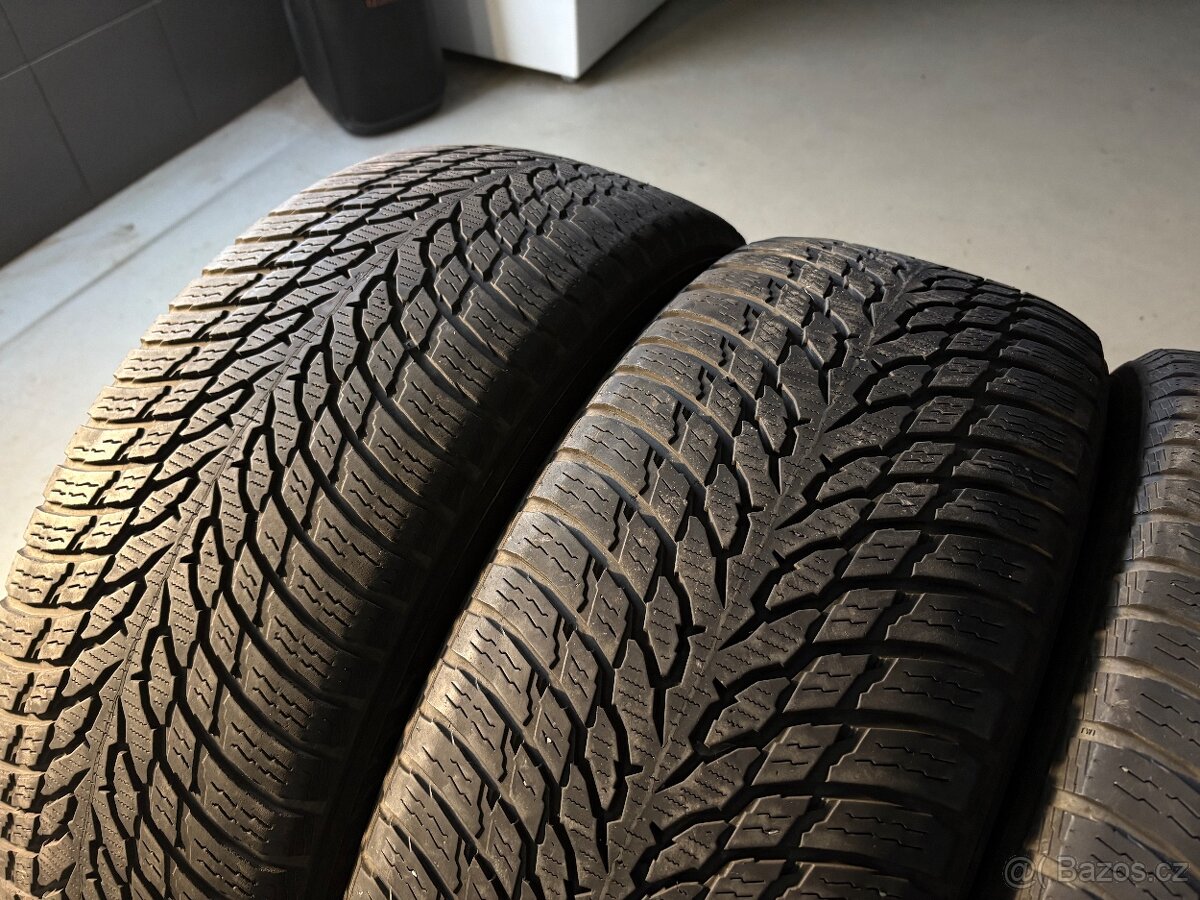 Zimní pneu Nokian 235/55R20 - 2